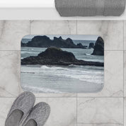Scenic Coastal View Bath Mat for a Tranquil Bathroom Decor