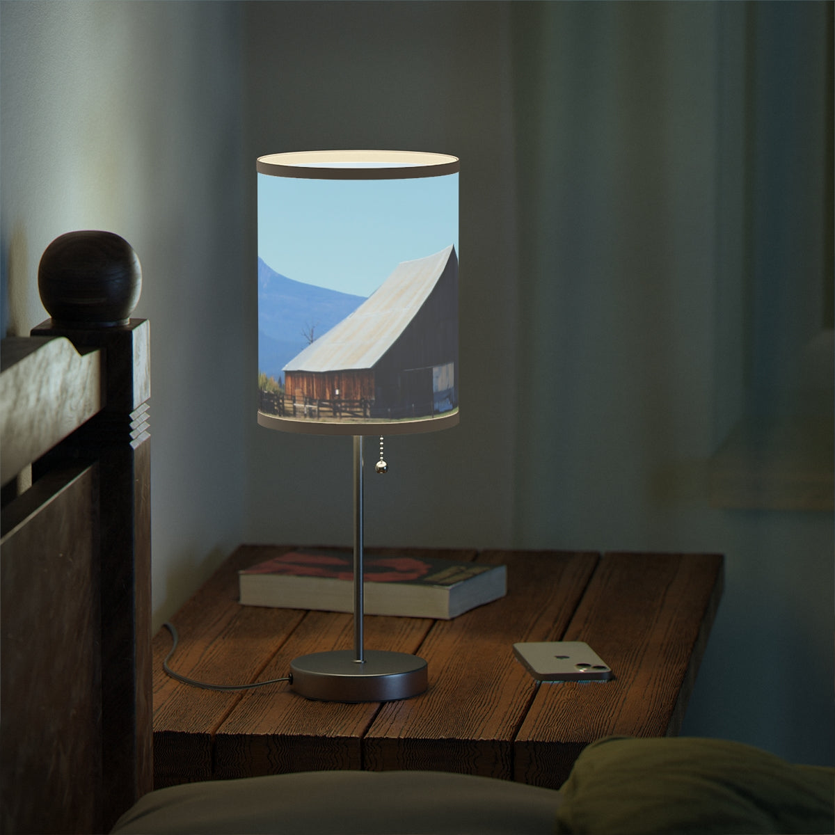 Cozy Farmhouse Scene Table Lamp Decor with Wooden Base