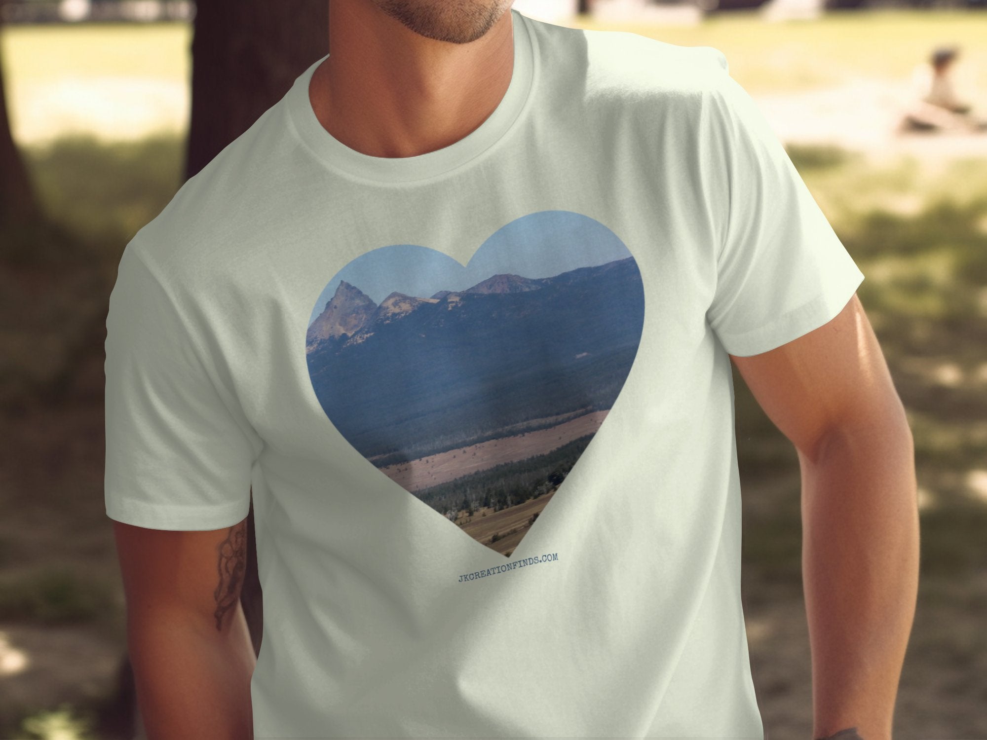 5f4ad891-8c06-4136-aaaa-ce407c418e32