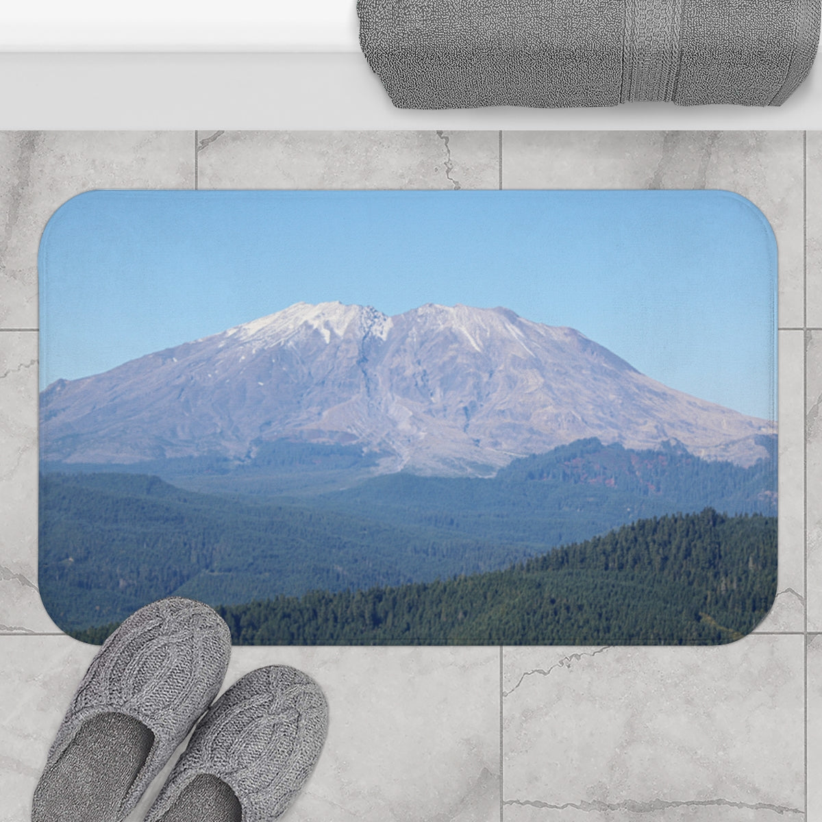Scenic Mountain View Bathroom Rug for Tranquil Decor
