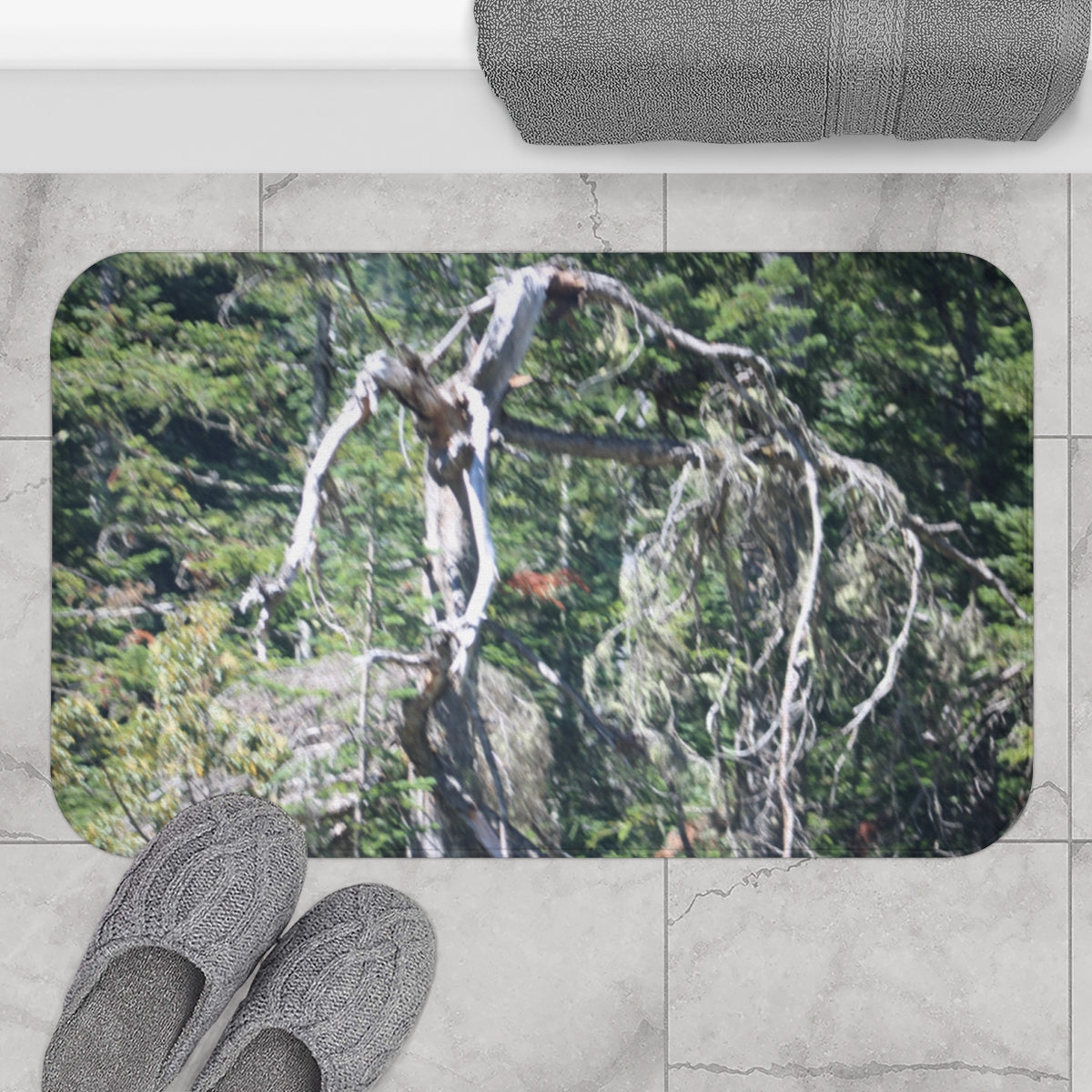Nature-Inspired Forest Scene Bathroom Decor Mat