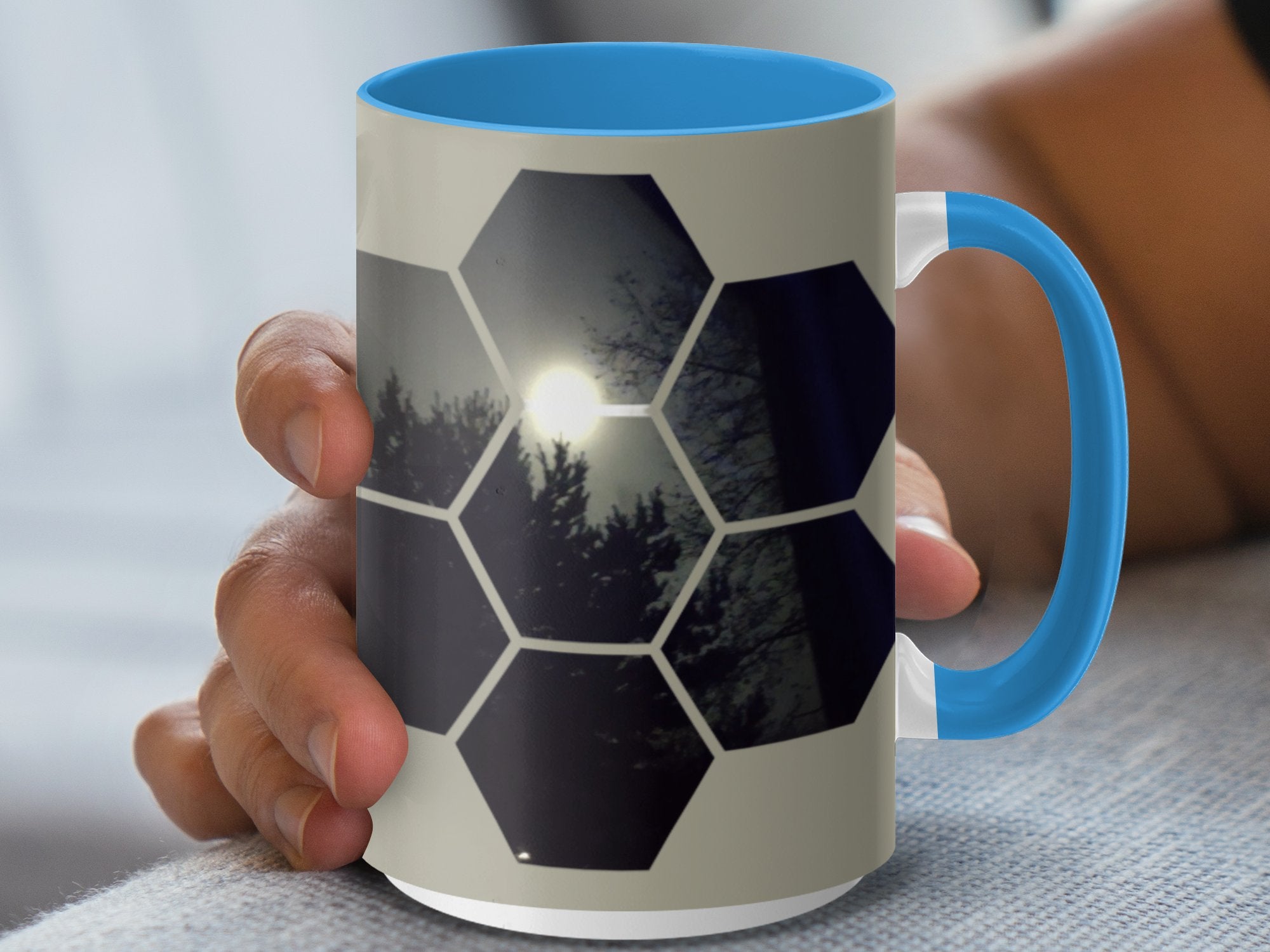 f922f5c2-8043-41b3-807f-a8764c58643b