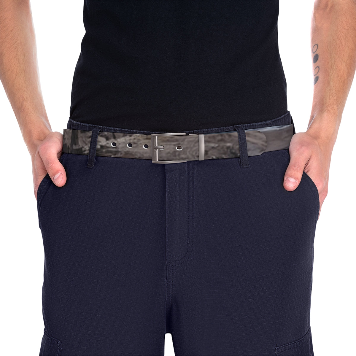 Stylish Black Belt with Classic Metal Buckle Accessory