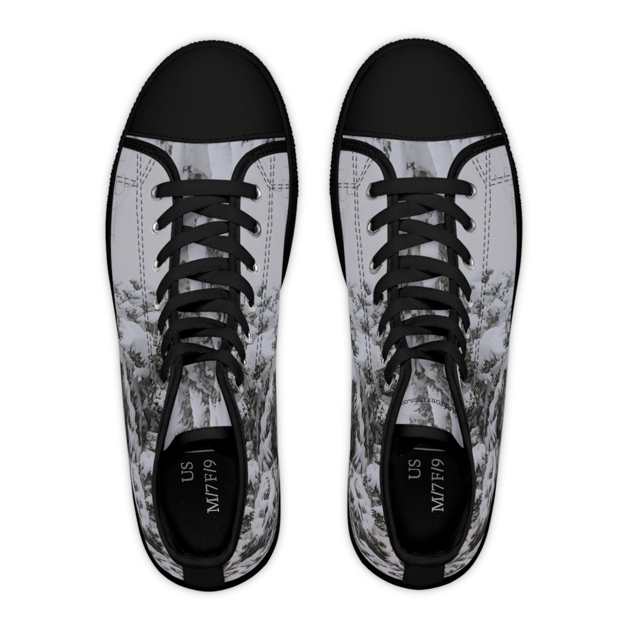 High-top sneakers with a snowy forest pattern and US M/7 F/9 sizing.