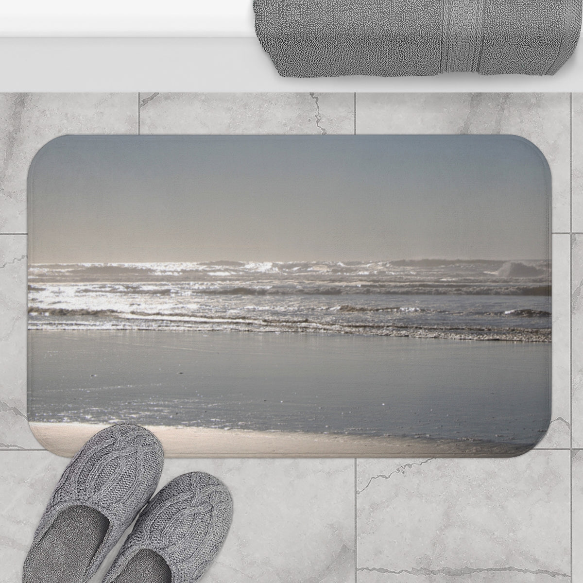 Serene Ocean Waves Bath Mat for Relaxing Bathroom Decor