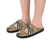 Dragonfly on Pebble Pattern Cozy Indoor Slippers
