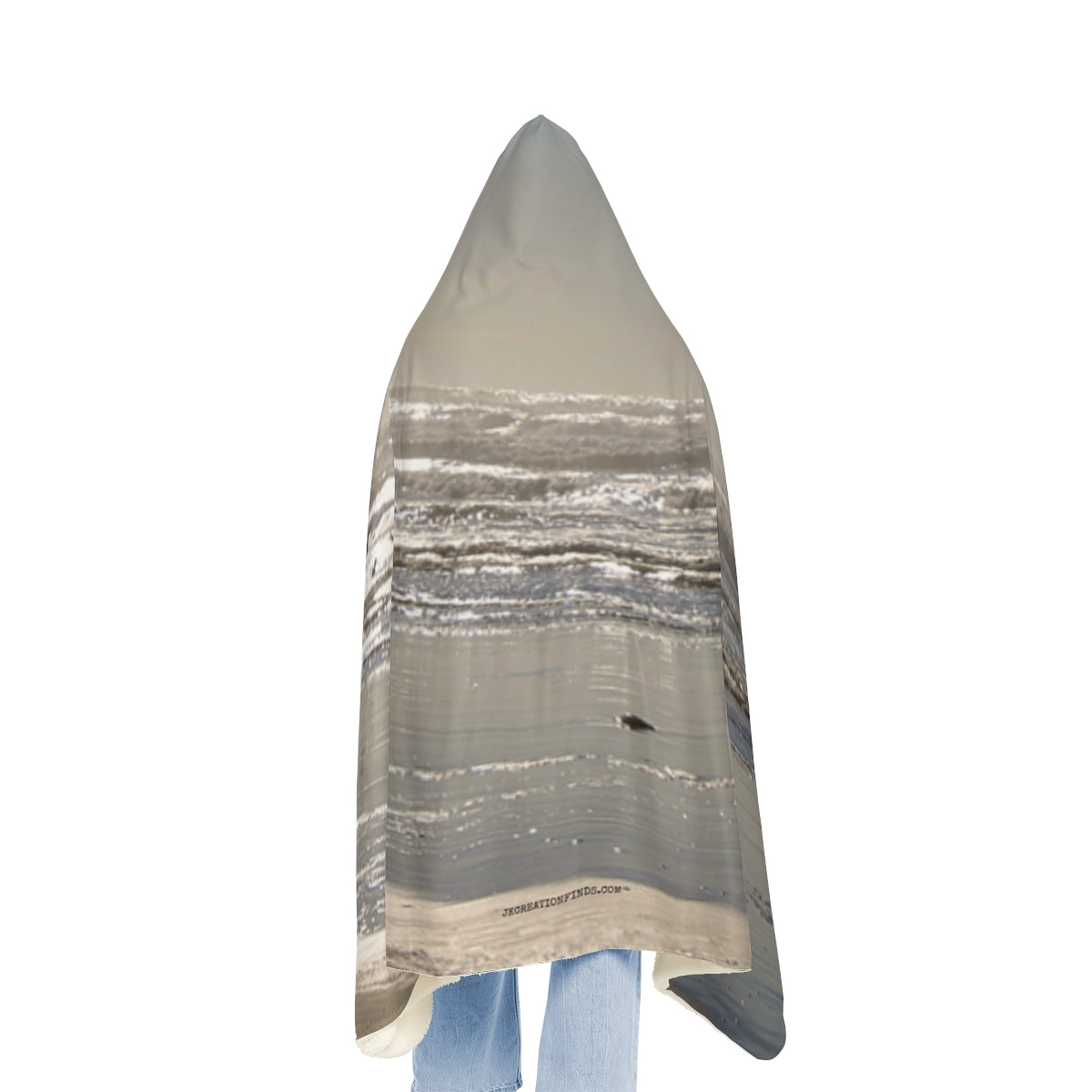 Coastal Wave Design Hooded Blanket for Cozy Comfort